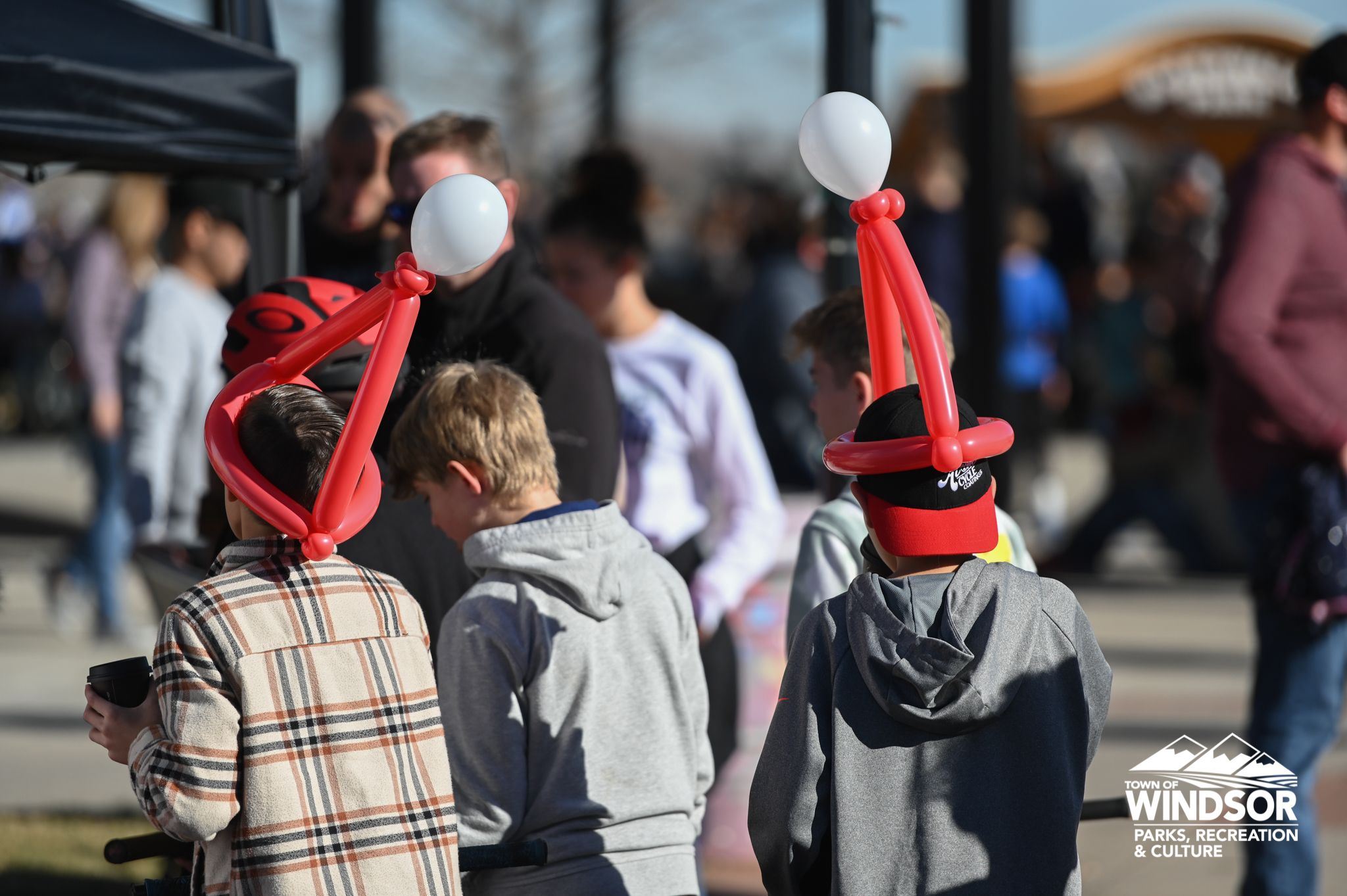 Balloon Twisting Santa Hats